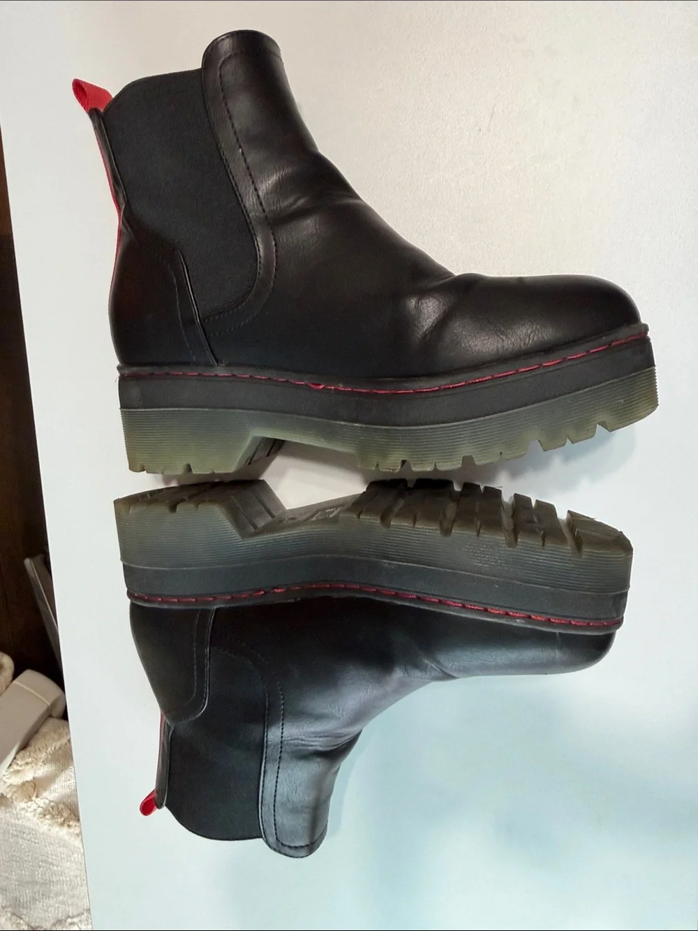 MIA Black CAYSON Chelsea Platform Ankle Boots with Red Pull Tabs